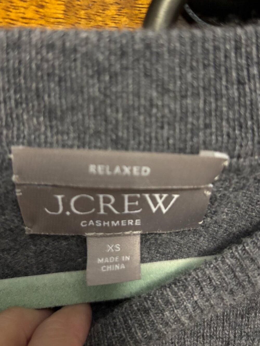 J Crew Cashmere relaxed crewneck sweater -XS - Picture 7 of 8
